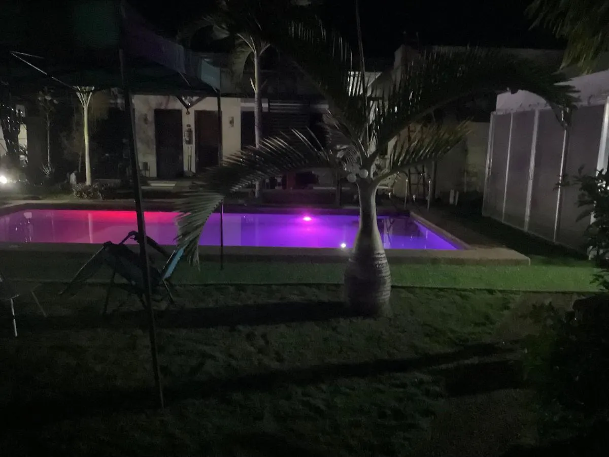 Kubo A M&K'S Guesthouse Dauis